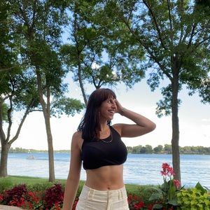 Meet your Posher, Lexi